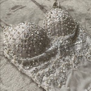 💎⭐️(WINDSOR)Jeweled sheer-white bodysuit.